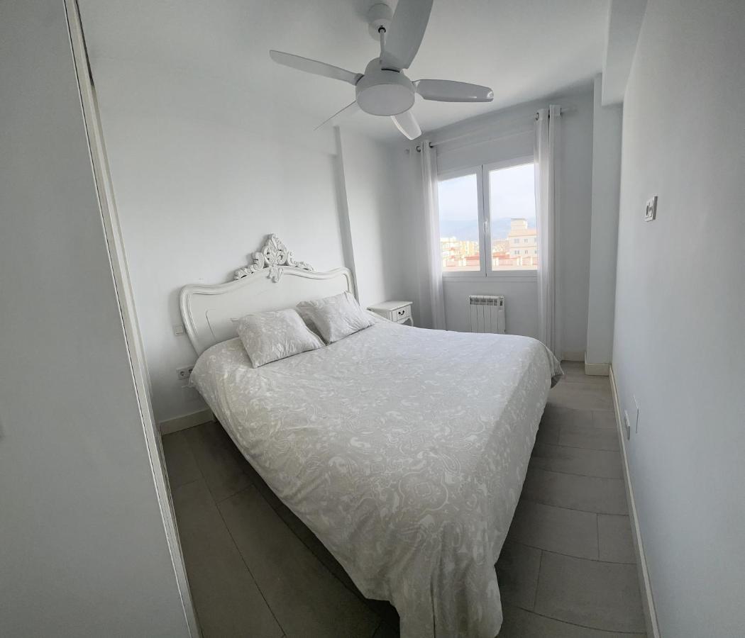 Piso A 50 M Del Mar - Mejores Vistas De 토레델마르 외부 사진